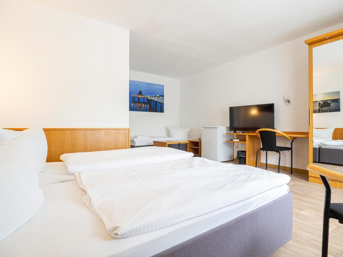 Motel 施特拉尔松德 外观 照片